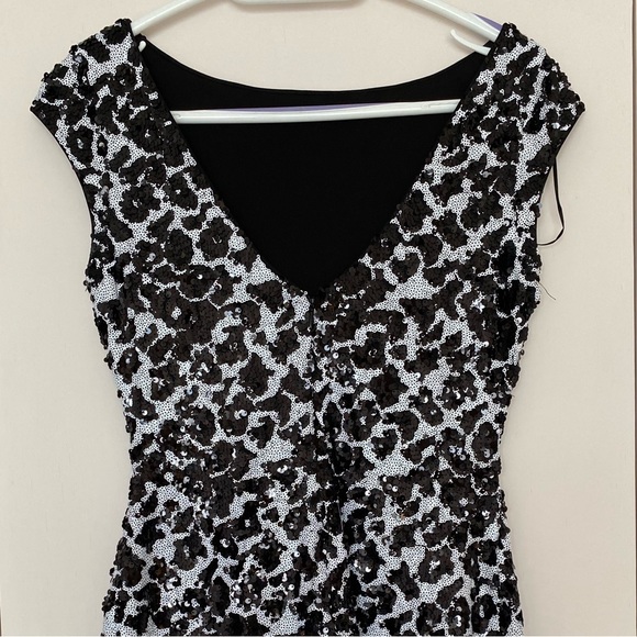 Cocktail dress - Picture 2 of 3